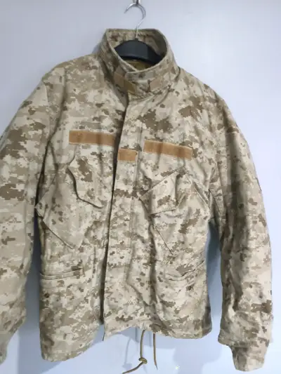 Chaqueta camuflada militar térmica original - miniatura 5