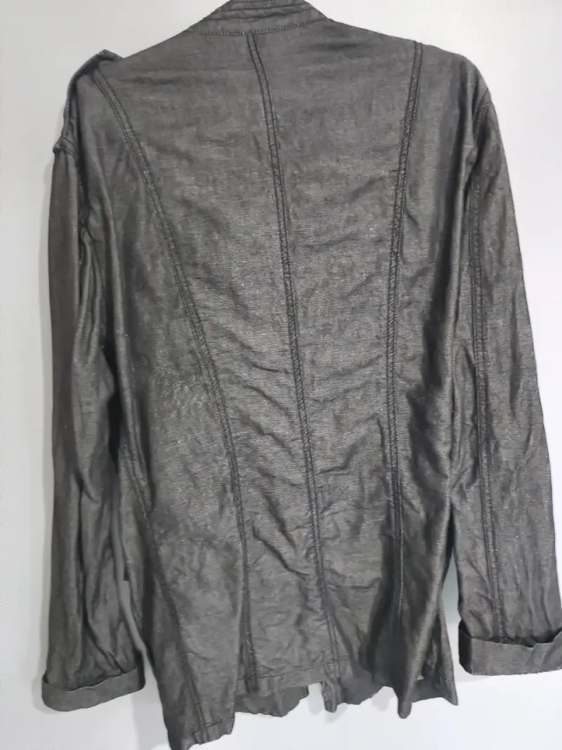 Chaqueta negra Zara Man estilo casual - 4