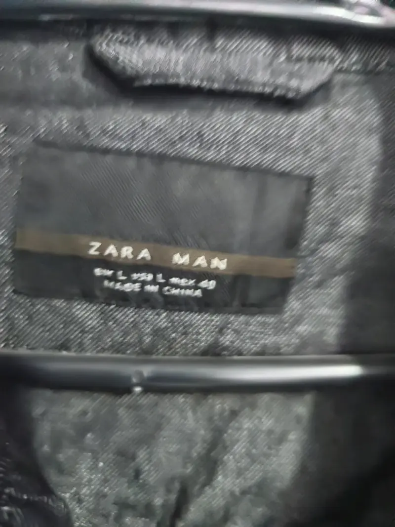 Chaqueta negra Zara Man estilo casual - 6