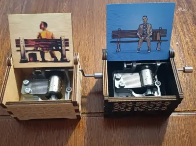 Cajas de música a manivela - miniatura 4