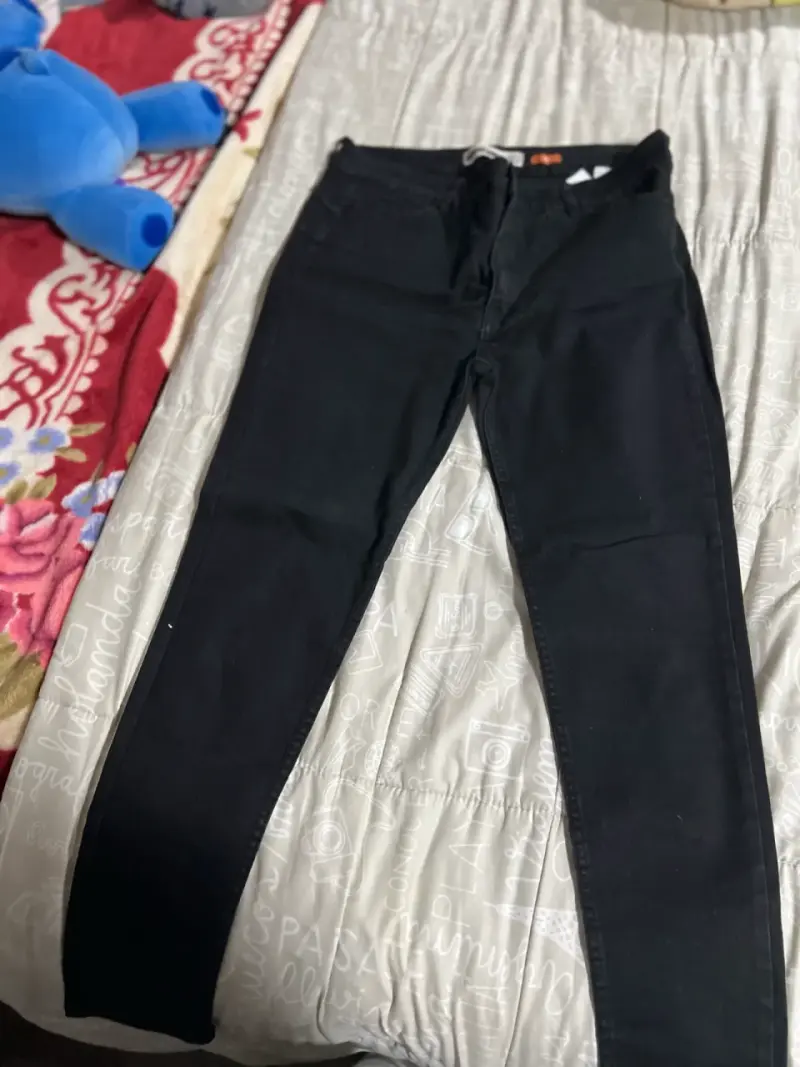 Pantalones negros ajustados para hombre - 1