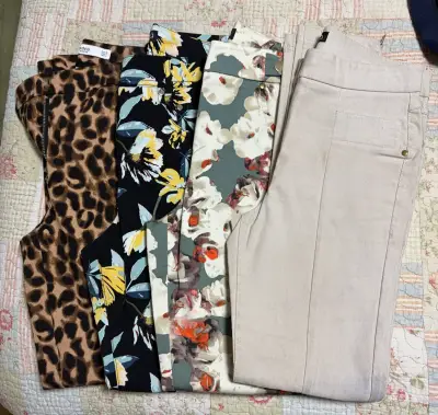 Lote de pantalones estampados para mujer - miniatura 1