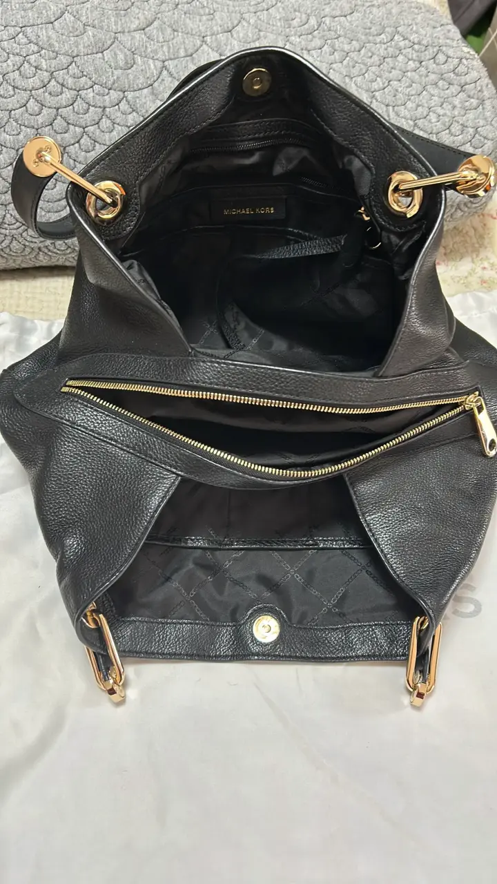 Bolso Michael Kors negro de cuero - 2