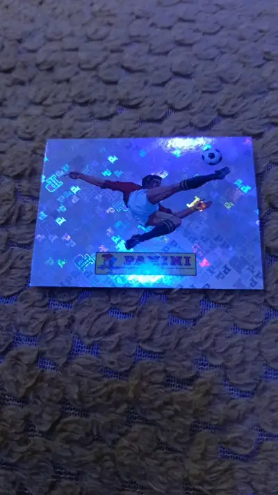 Lámina holográfica Panini de fútbol - miniatura 1
