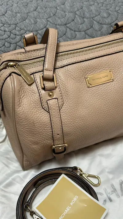 Bolso Michael Kors de cuero palo rosa - miniatura 2