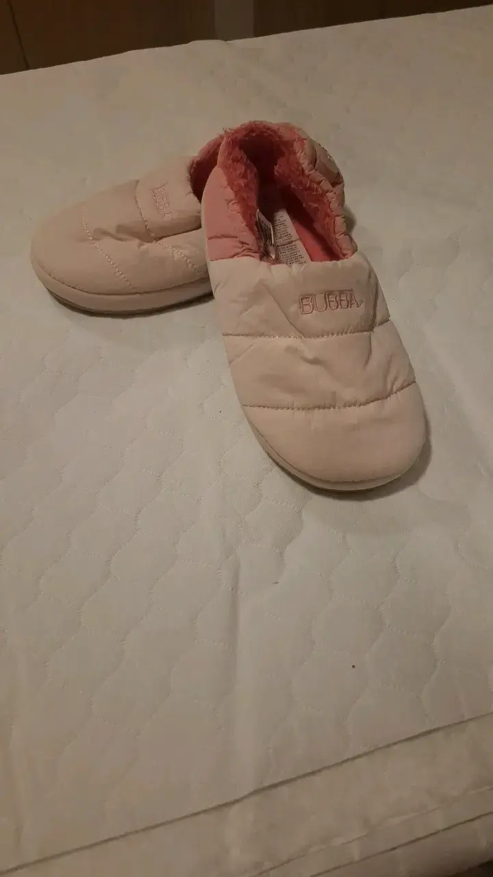 Pantuflas rosadas Bubba acolchadas