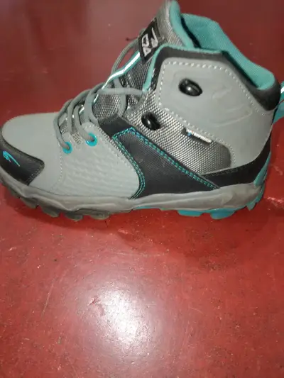 Botas de trekking grises para niños - miniatura 1