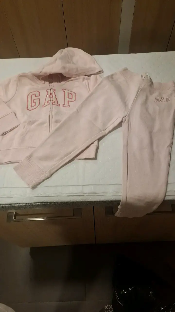 Conjunto deportivo GAP rosado para niña - 2