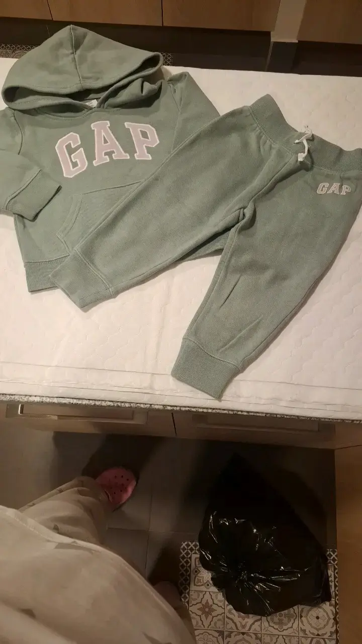 Conjunto deportivo rosa Adidas para mujer