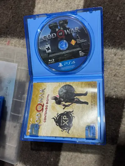 God of War para PS4 en buen estado - miniatura 3