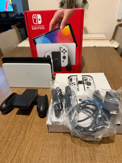 Consola Nintendo Switch OLED blanca nueva - miniatura 2