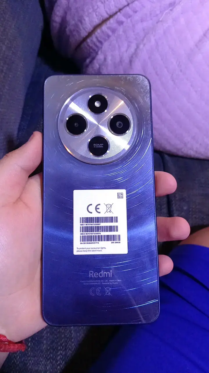 Xiaomi redmi 14c con pantalla grande - 2