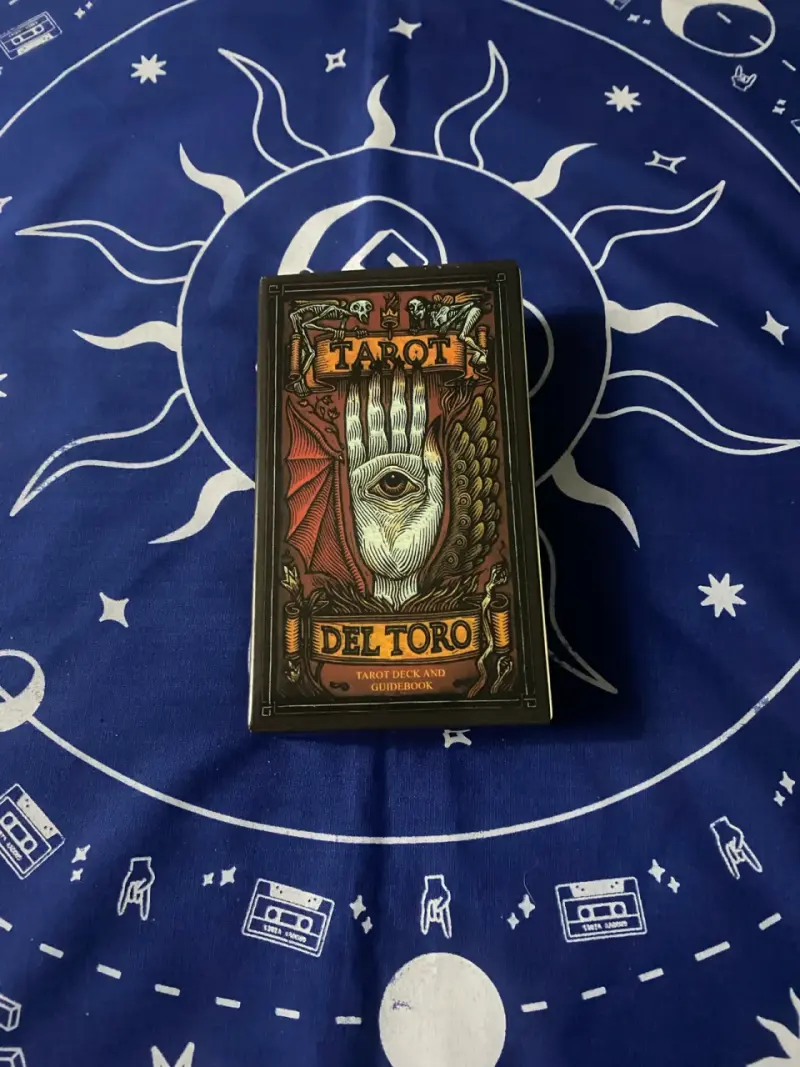 Tarot del Toro - Baraja y Guía - 1