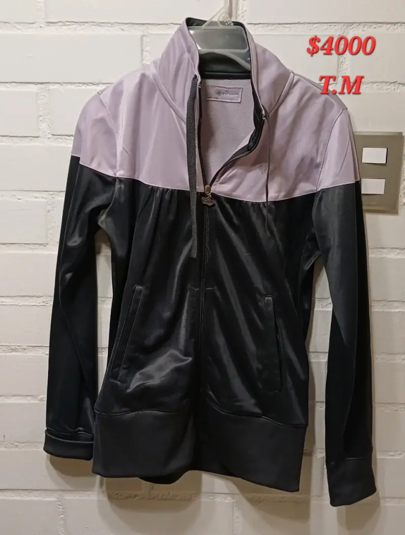Chaqueta deportiva bicolor talla M