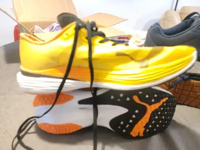 Zapatillas deportivas Puma amarillas nitro elite - miniatura 1