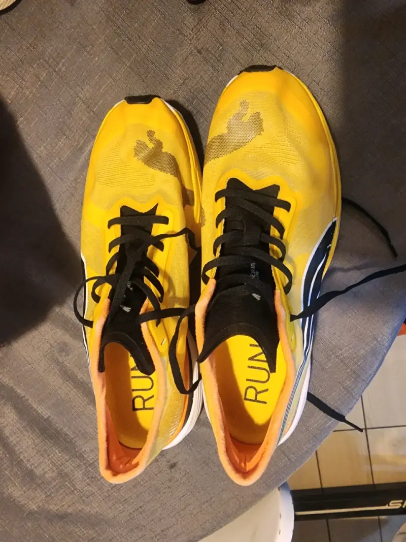 Zapatillas deportivas Puma amarillas nitro elite - 2