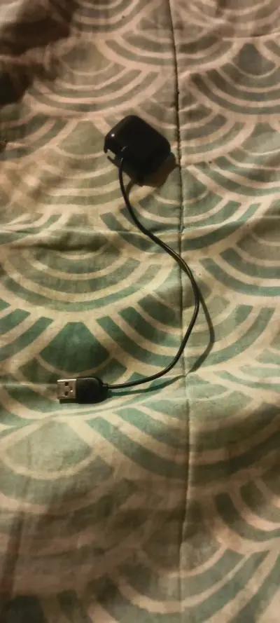 Reloj inteligente con cargador USB - miniatura 5