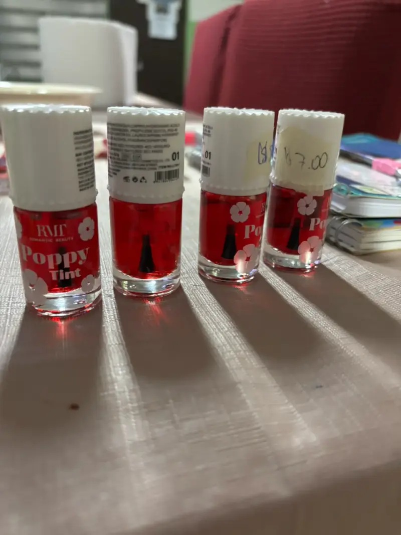 Brillo labial en forma de helado - 3