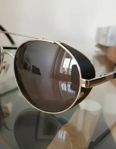 Gafas de sol estilo aviador con marco metálico - miniatura 2