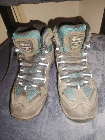 Botas de montaña lippi para trekking - miniatura 1