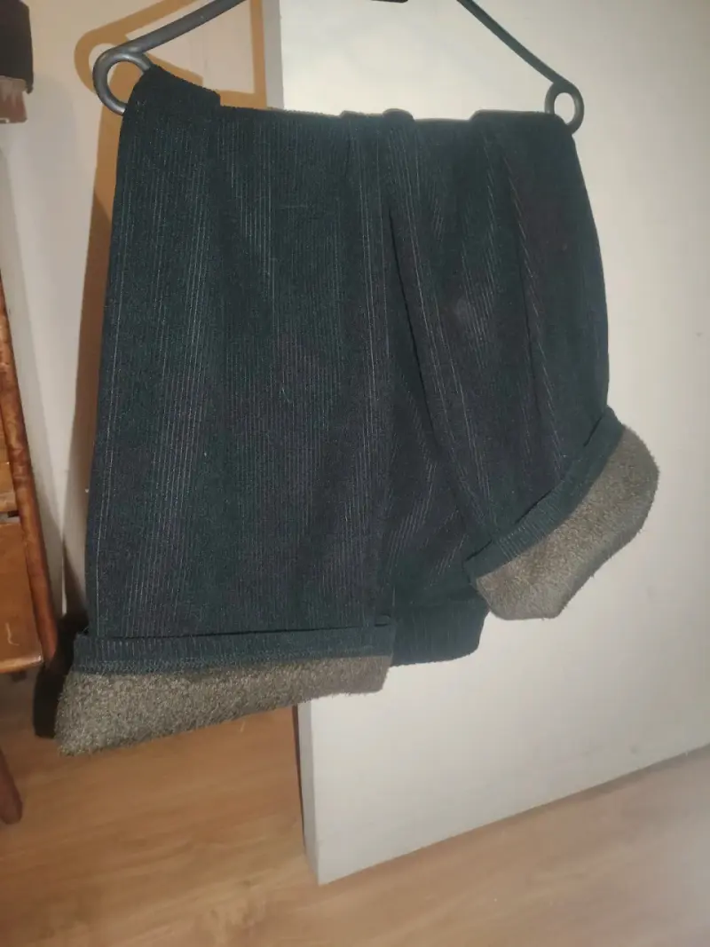 Pantalón cotele negro forrado - 1