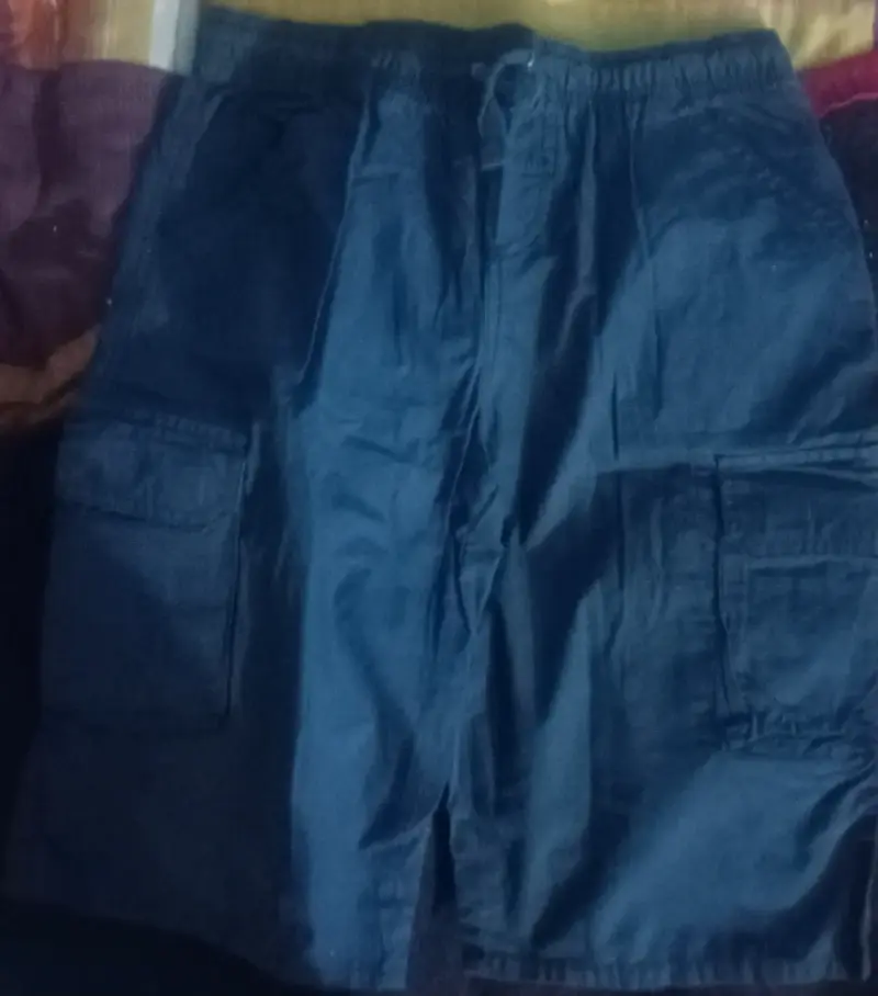 Bermudas cargo azul marino para hombre