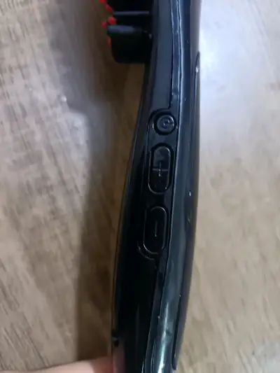 Cepillo alisador eléctrico negro - miniatura 3