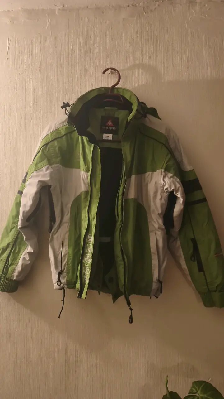 Chaqueta deportiva Le Coq Sportif verde y blanca - 1