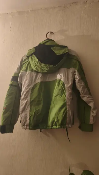 Chaqueta deportiva Le Coq Sportif verde y blanca - miniatura 5