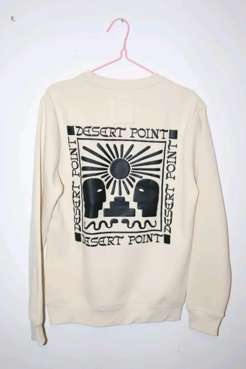 Polerón beige con diseño Desert Point - 2