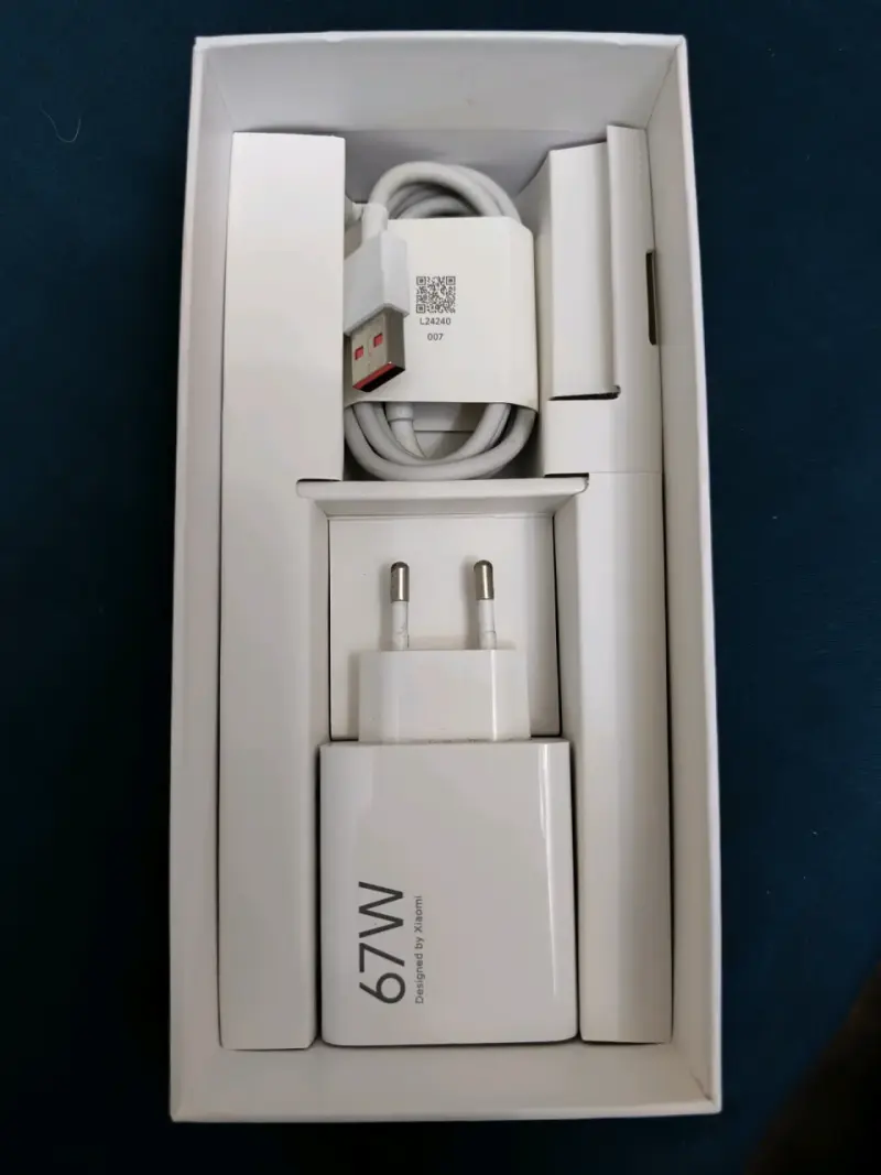 Xiaomi Redmi Note 13 Pro como nuevo - 1