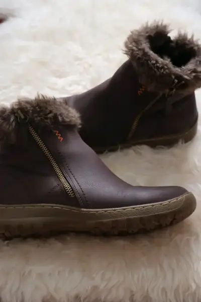 Botas de invierno marrones con forro de piel - miniatura 3