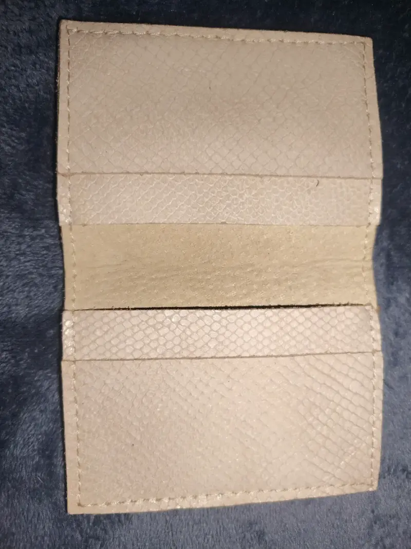 Porta documentos de cuero beige - 2