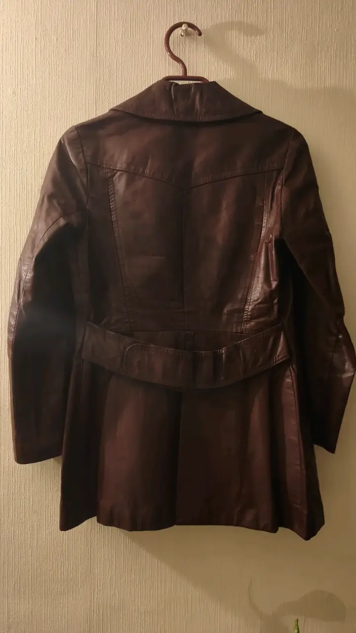 Chaqueta de cuero marrón para mujer - 4