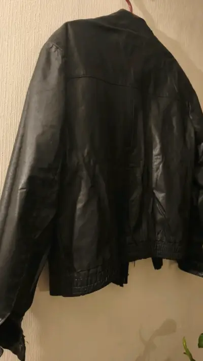 Chaqueta de cuero negra para hombre - miniatura 6