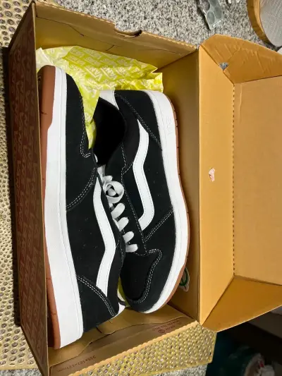 Caja de zapatillas Vans 'Off The Wall' - miniatura 3