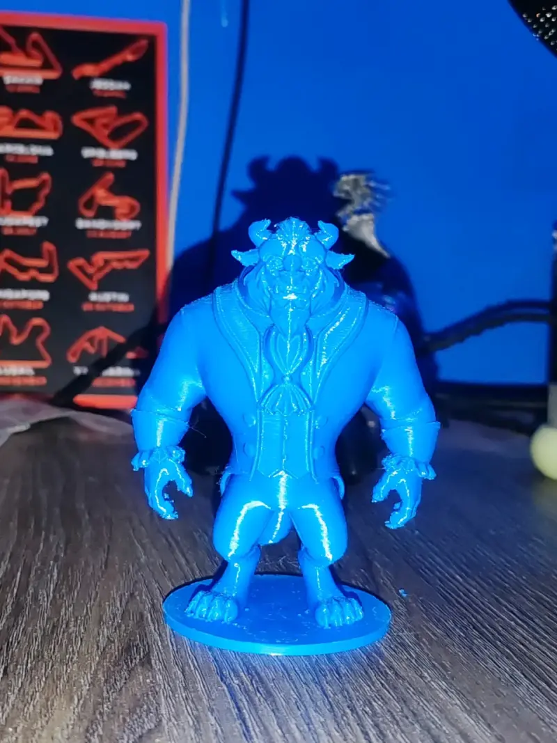 Figura 3D de bestia (príncipe Adam) - 1