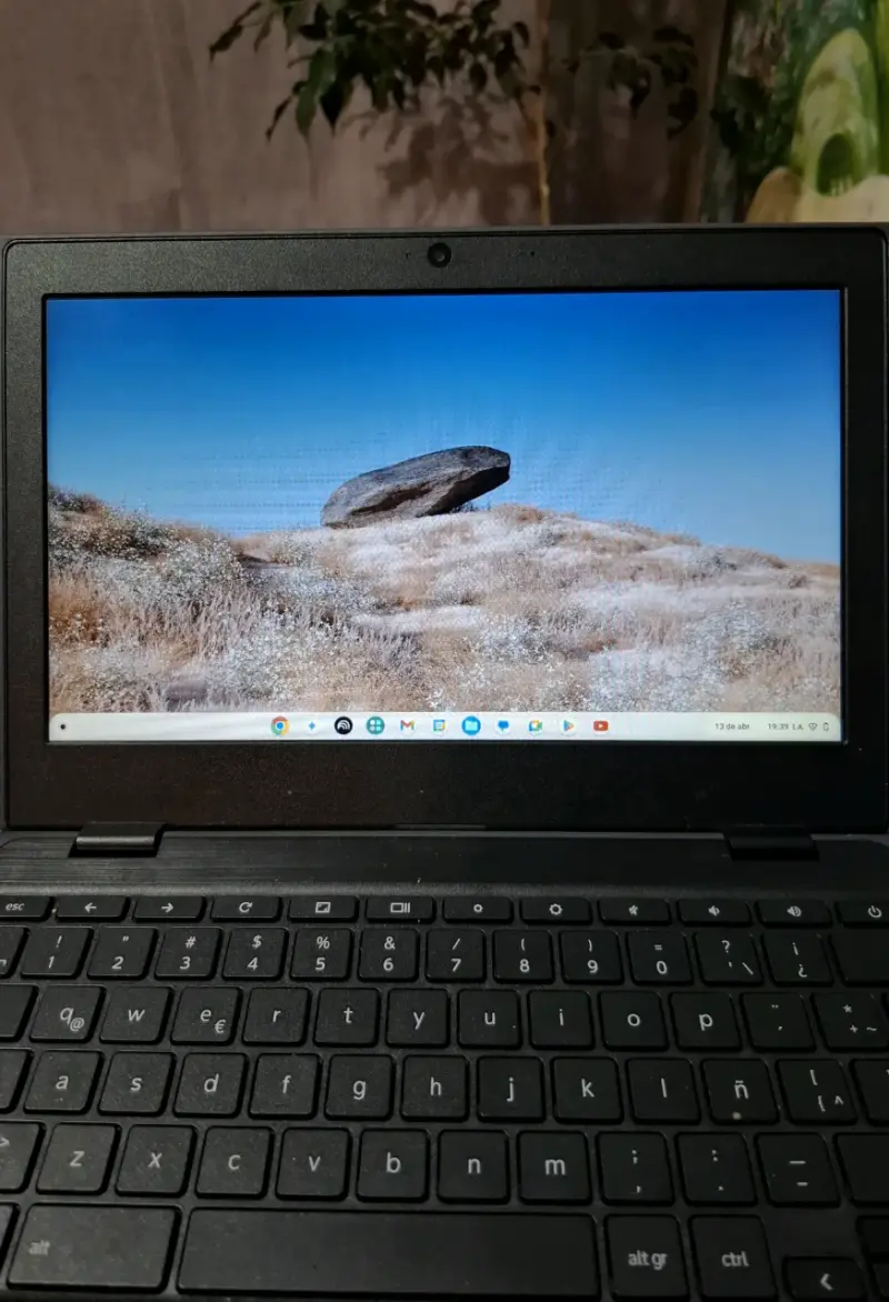 Lenovo 100e Chromebook 2nd Gen AST en buen estado - 6
