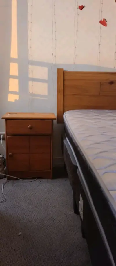 Cama de madera con colchón incluido - miniatura 3