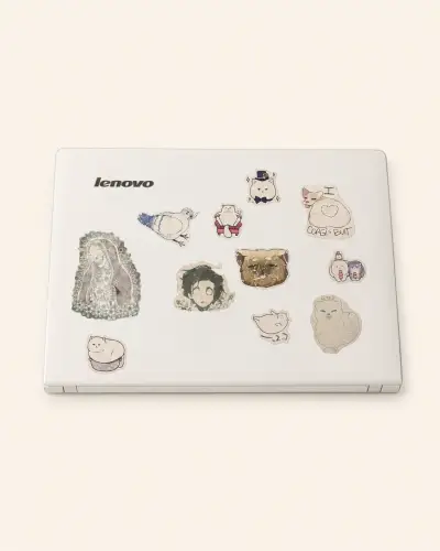 Laptop Lenovo Ideapad 310 con stickers - miniatura 2