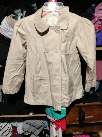 Chaquetas niñas tallas 6,8,10 - miniatura 4