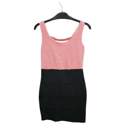 Vestido sin mangas a rayas rojo y negro - miniatura 1