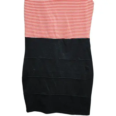 Vestido sin mangas a rayas rojo y negro - miniatura 2