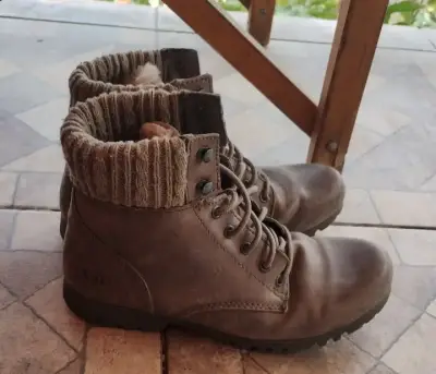 Botines CAT Chiporro Talla 39.5 - miniatura 2