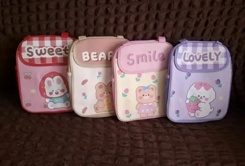 Loncheras infantiles con diseño kawaii - 1