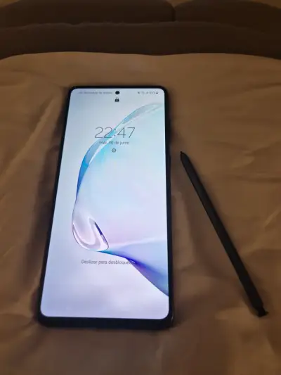 Samsung Galaxy Note10 Lite en buen estado - miniatura 3