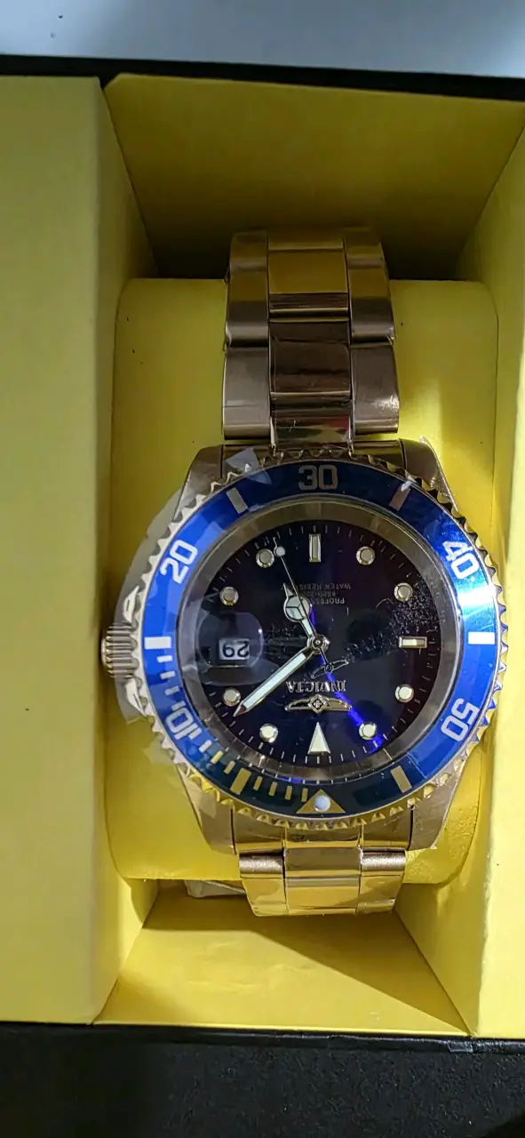 Reloj Invicta dorado con caja original - 6