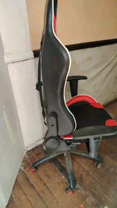 Silla gamer All Gamers roja y negra - miniatura 3