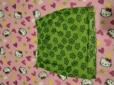 Falda verde con estampado floral - miniatura 2