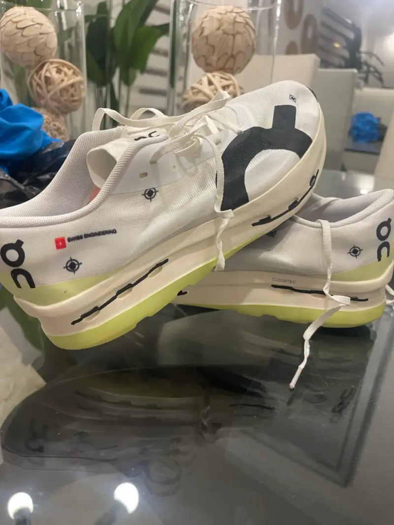 Zapatillas deportivas On Running blancas on cloud - 1